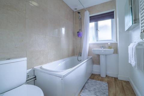 1 bedroom maisonette for sale, Hawthorne Crescent, West Drayton UB7