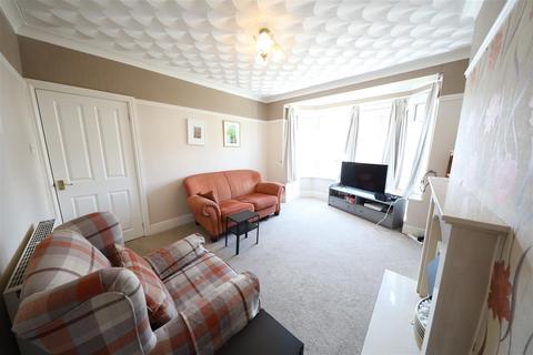 3 bedroom semi-detached house for sale, Southfield Road, Hull