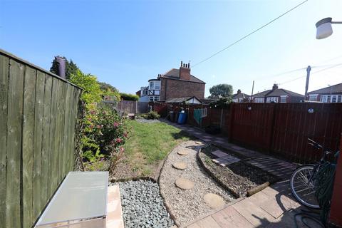 3 bedroom semi-detached house for sale, Southfield Road, Hull