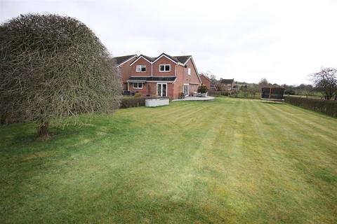 4 bedroom detached house for sale, Sorrel Avenue, Tean