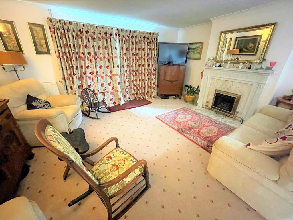 Palmyra Court, West Cross, Swansea 3 bed end of terrace house for sale