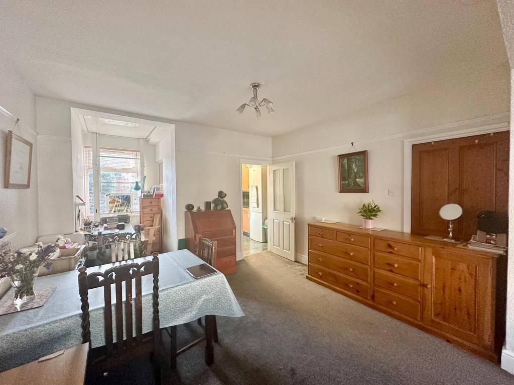 Cecil Road, Kingsthorpe, Northampton NN2 2 bed terraced house for sale £200,000