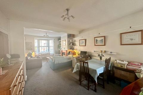 75 Cecil Road, Northampton, NN2 6PG