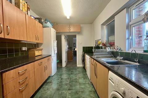 75 Cecil Road, Northampton, NN2 6PG