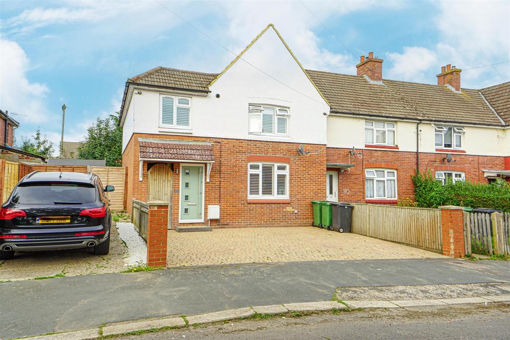 Ormerod Avenue, St. LeonardsOnSea 4 bed semidetached house for sale