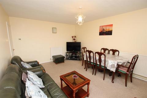 47 Beacon Drive, Bean, Dartford, DA2 8BE