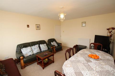 47 Beacon Drive, Bean, Dartford, DA2 8BE