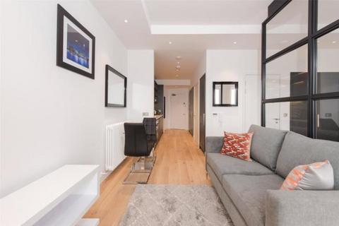 Studio to rent, 46 Botanic Square, London