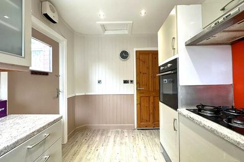 6 Eagle Street, Blackburn, BB1 2BD
