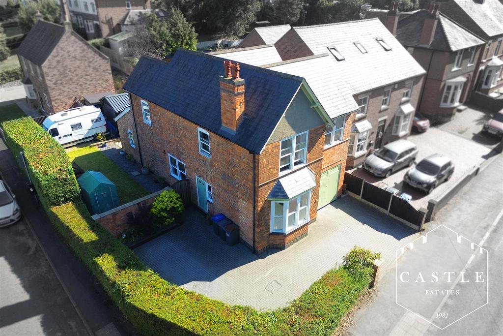 Hollycroft, Hinckley 4 bed detached house for sale £550,000