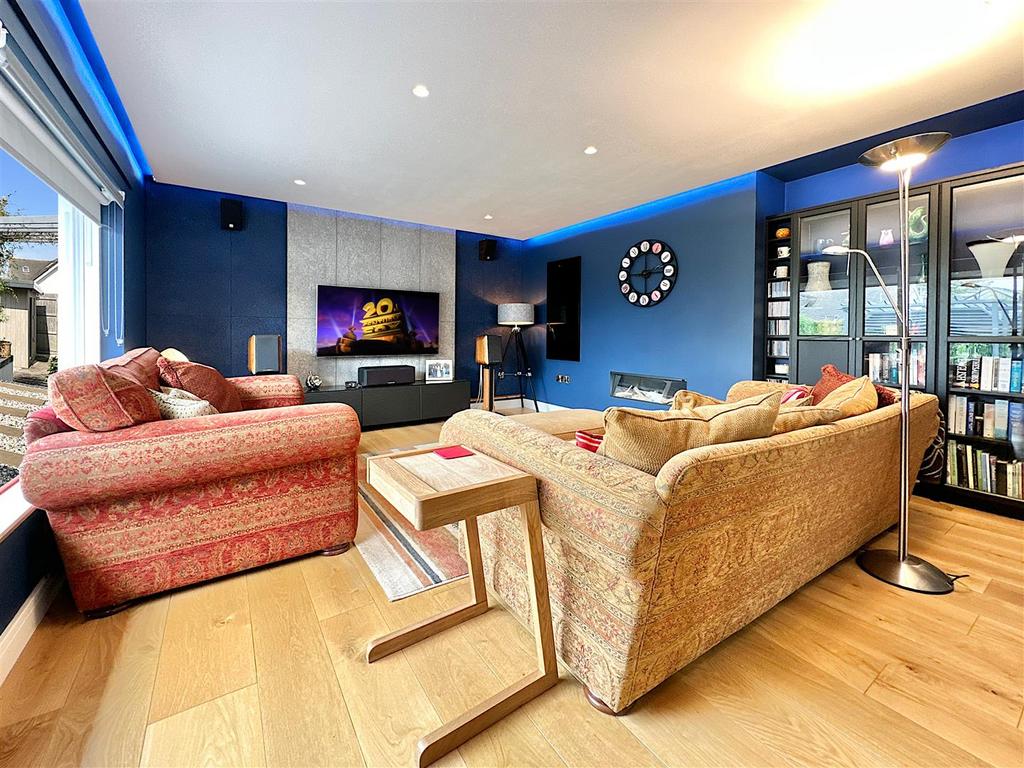 Manor Bend, Galmpton, Brixham 4 bed detached bungalow for sale £1,100,000