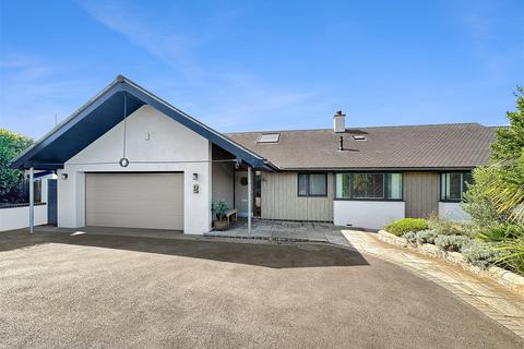 4 bedroom detached bungalow for sale, Manor Bend, Galmpton, Brixham