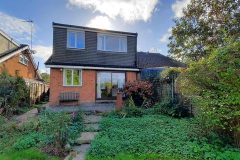 Silverthorn Epping Road, Roydon, Harlow, CM19 5HS