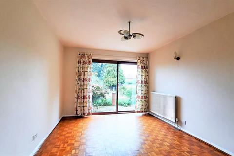 Silverthorn Epping Road, Roydon, Harlow, CM19 5HS