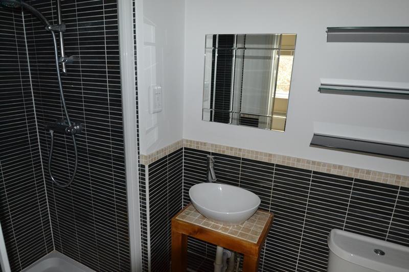 Ensuite.JPG