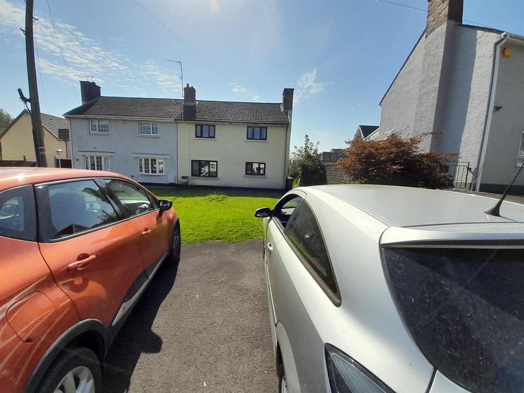 Havard Road, Llanelli 3 bed semidetached house for sale £175,000