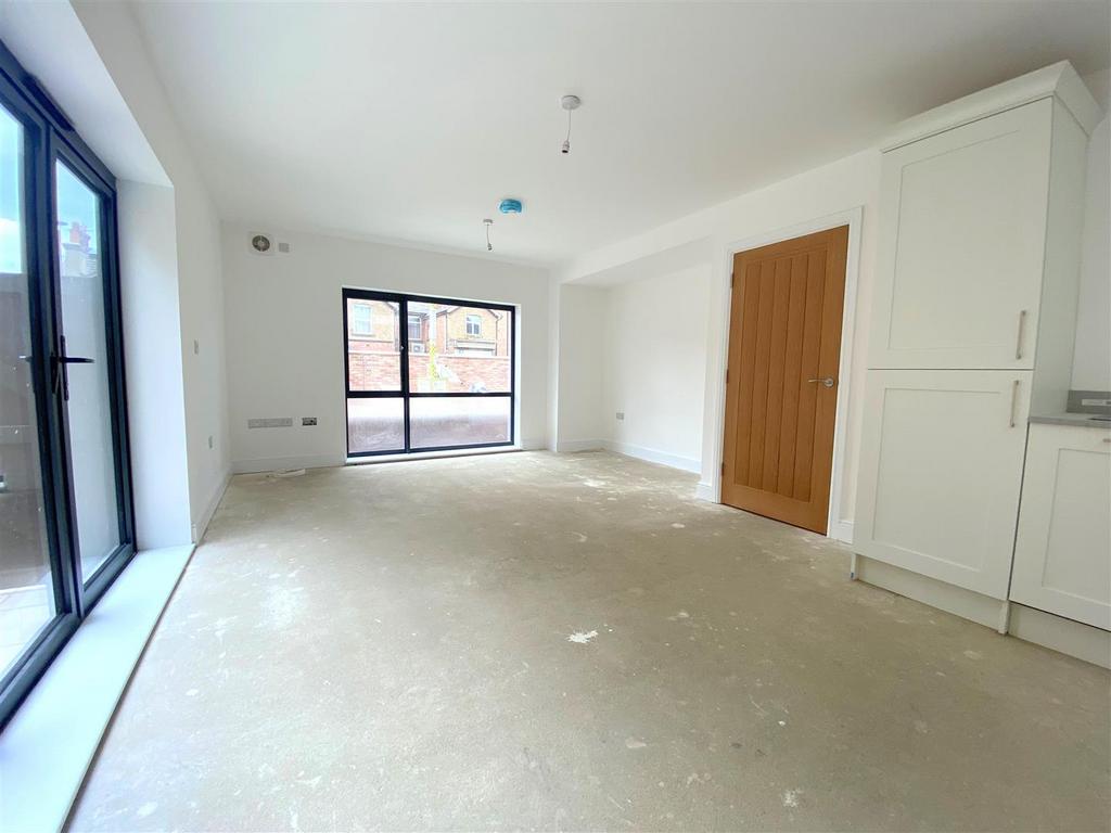 258 Hatfield Road p1 living room - edit.jpg