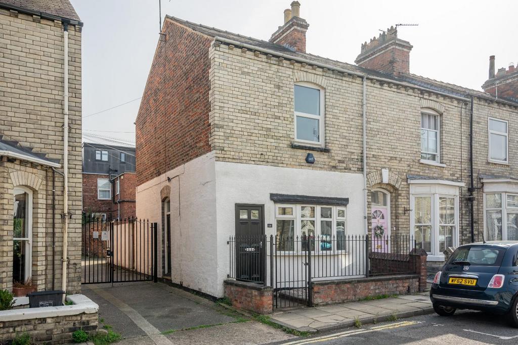 Scott Street, York 2 bed end of terrace house for sale £375,000