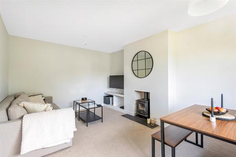 28 Lances Close, Meopham, Gravesend, DA13 0EU