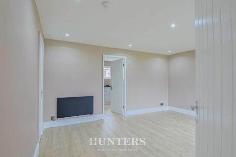 37 Ash Street, Middleton, Manchester, M24 2HA