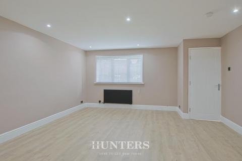 37 Ash Street, Middleton, Manchester, M24 2HA