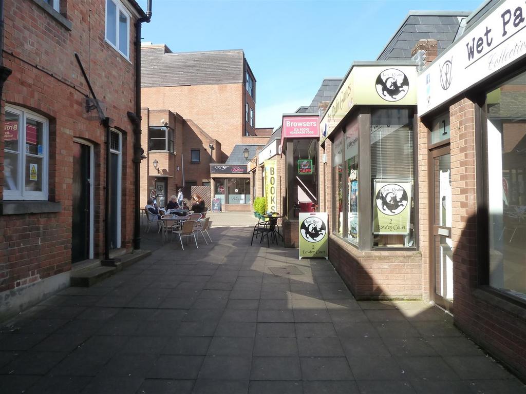 Bowley Court, Melton Mowbray LE13 Retail property (high street) £450