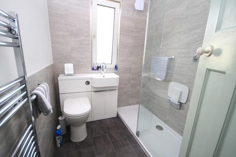 3 Manor Terrace, Bradford, BD2 3DA