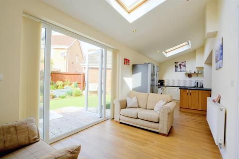 4 bedroom semi-detached house for sale, Balshaw Way, Chiwell
