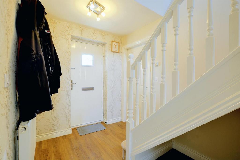 Entrance Hall 1.jpeg