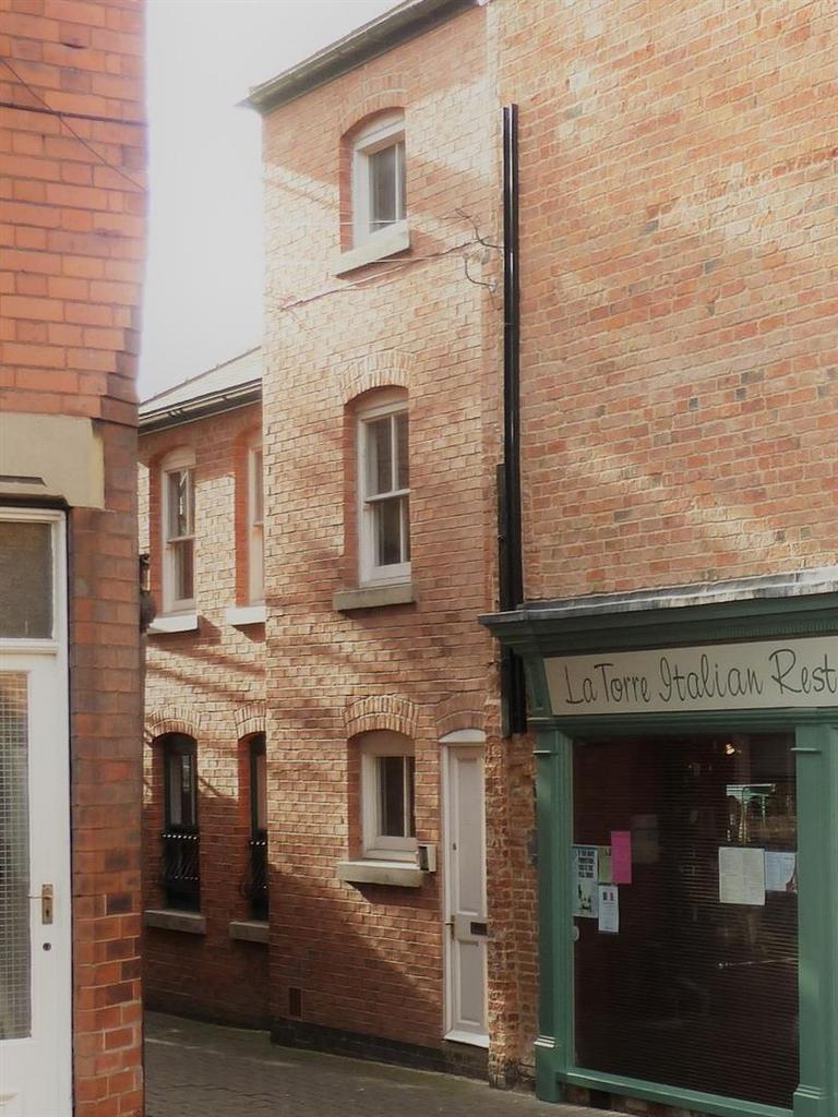 1a Leicester Street 002.jpg