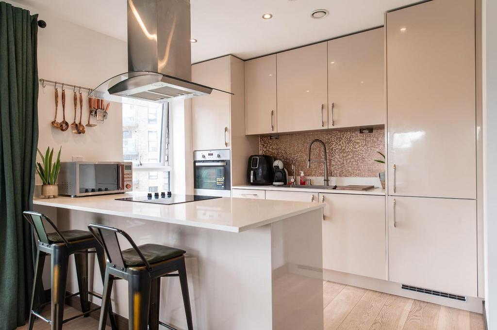 Kitchen &amp; Island