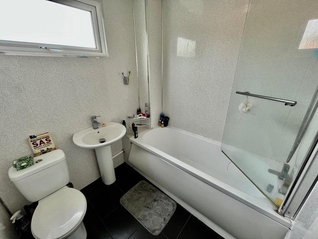 Bathroom/w.c.