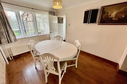 1 Kent Close, Darlington, DL3 0AU