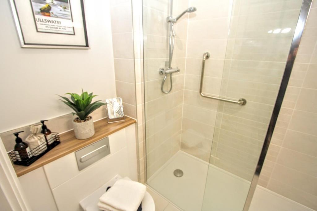 Shower room/w.c.