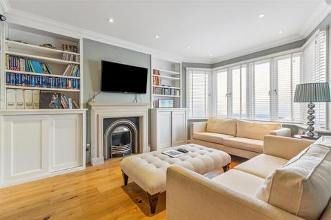 109 Wendell Road, London, W12 9SD