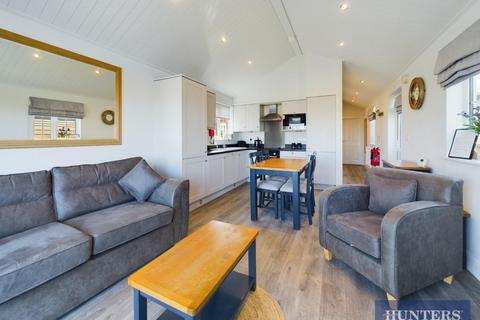 2 bedroom lodge for sale, Discovery Way, Filey