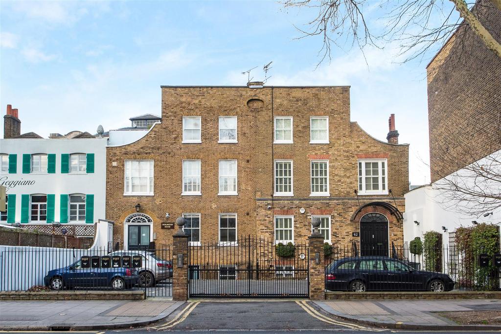Burlington House, London, W4 2 bed flat for sale £600,000