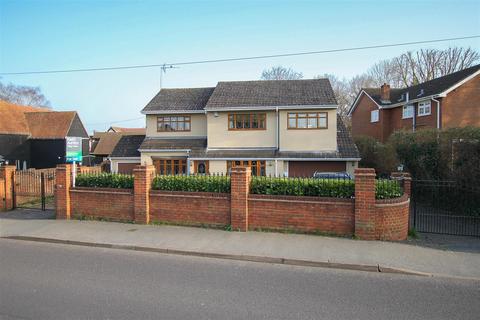 4 bedroom detached house for sale - Church Lane, Doddinghurst, Brentwood