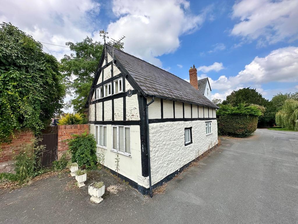 Hinton Road, Hereford, HR2 2 bed cottage for sale £235,000