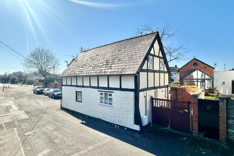 2 bedroom cottage for sale, Hinton Road, Hereford, HR2