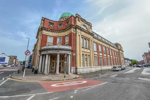 1 bedroom flat for sale, Old Arts College, Newport