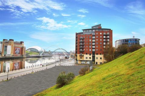 1 bedroom flat for sale, St Annes Quay, Quayside