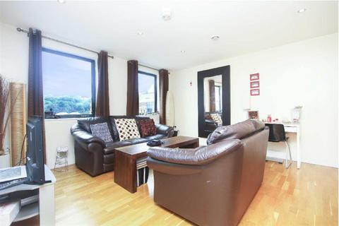 2 bedroom flat for sale, Merchants Quay, Quayside