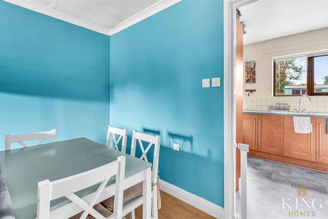 15 Atcheson Close, Studley, B80 7QT