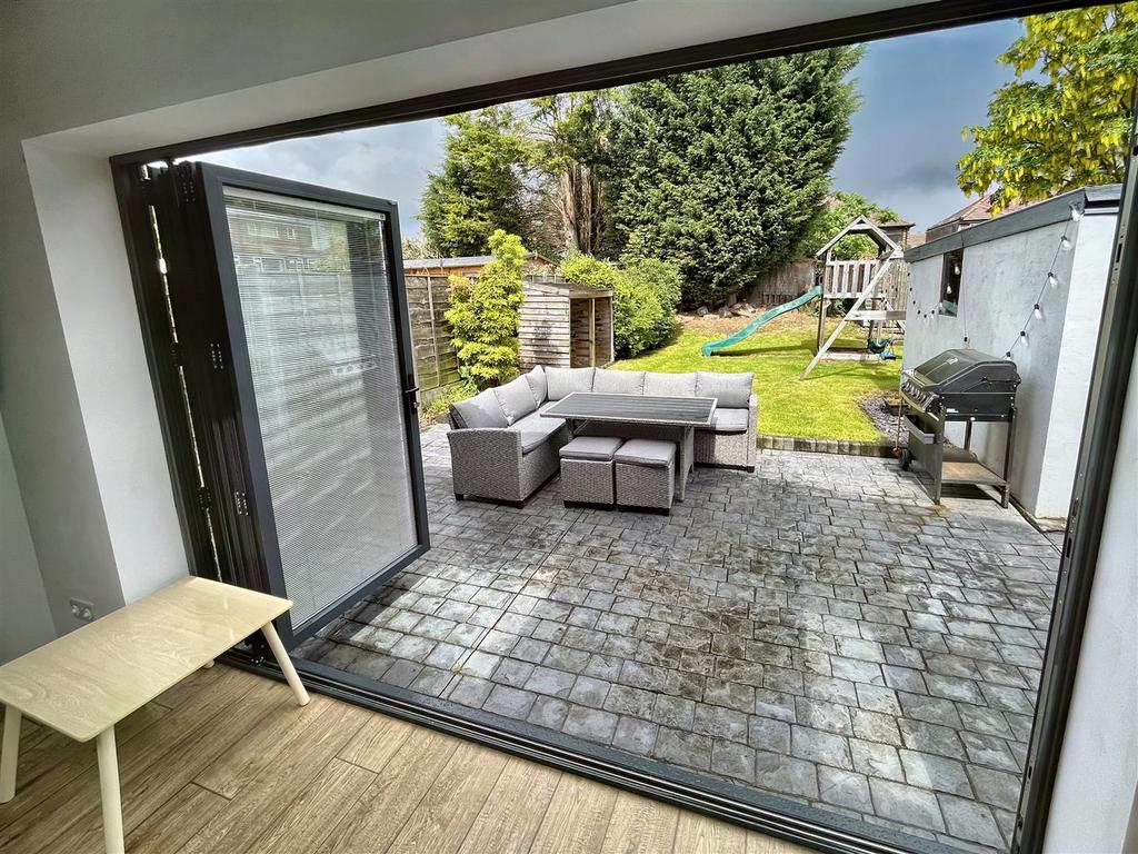Bi-folding doors