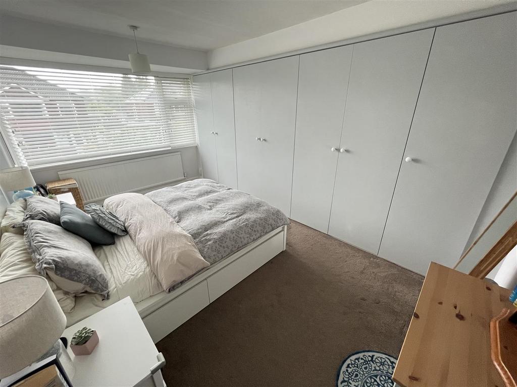 Bedroom 1 Aspect 2