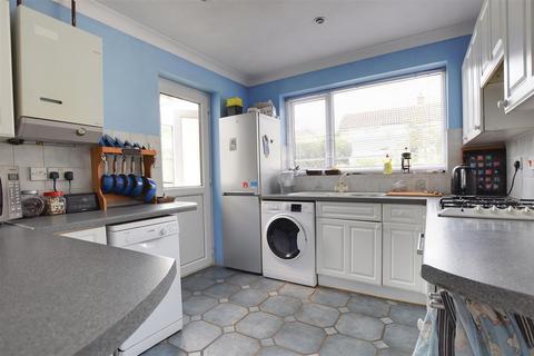 3 bedroom detached bungalow for sale - Bishops Walk, Bexhill-On-Sea