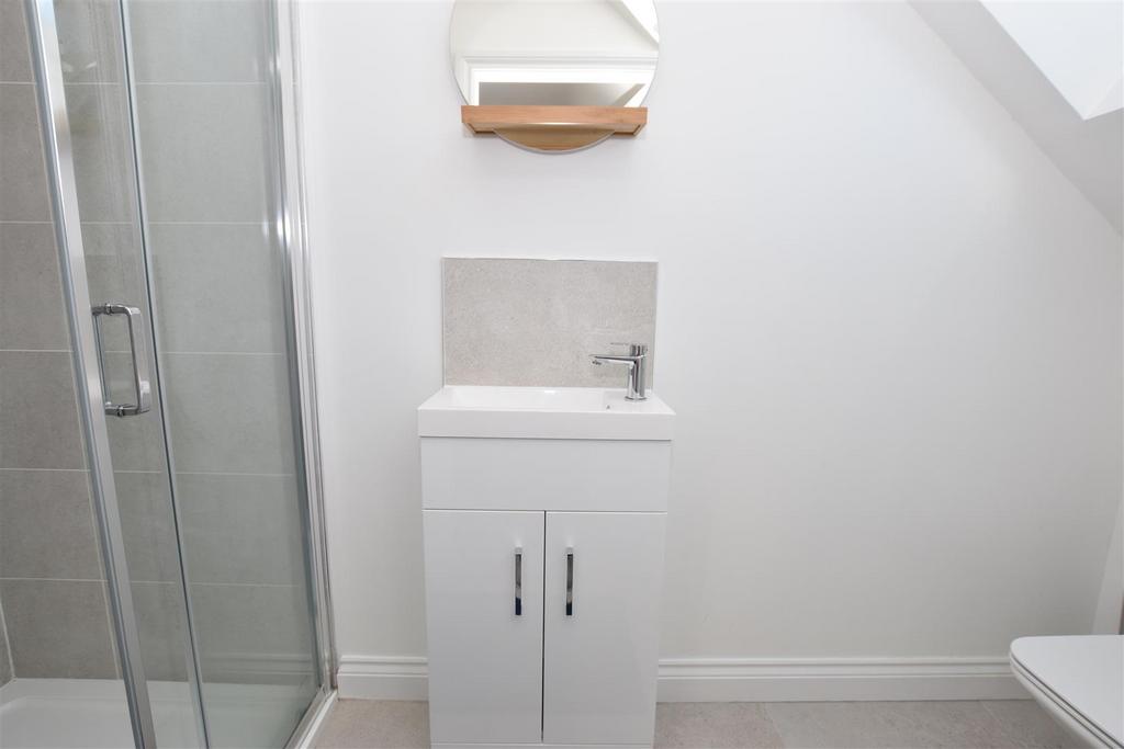 En Suite Shower Room - Bedroom Three.JPG