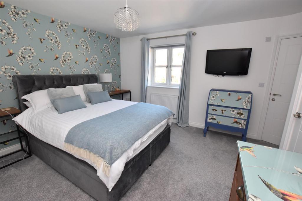 Bedroom One.jpg