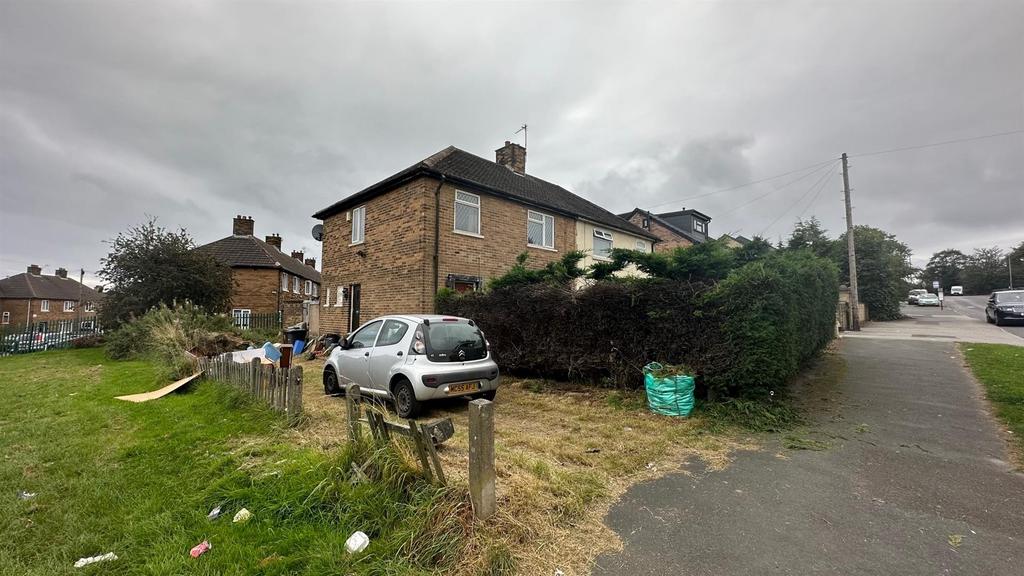 Fagley Road, Bradford 3 bed semidetached house for sale £75,000